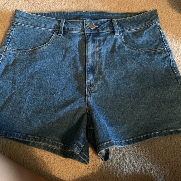 jeans mom shorts